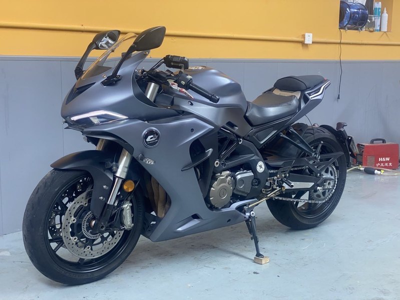 QJMOTOR 赛600