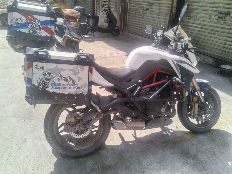 光阳 KRider 400