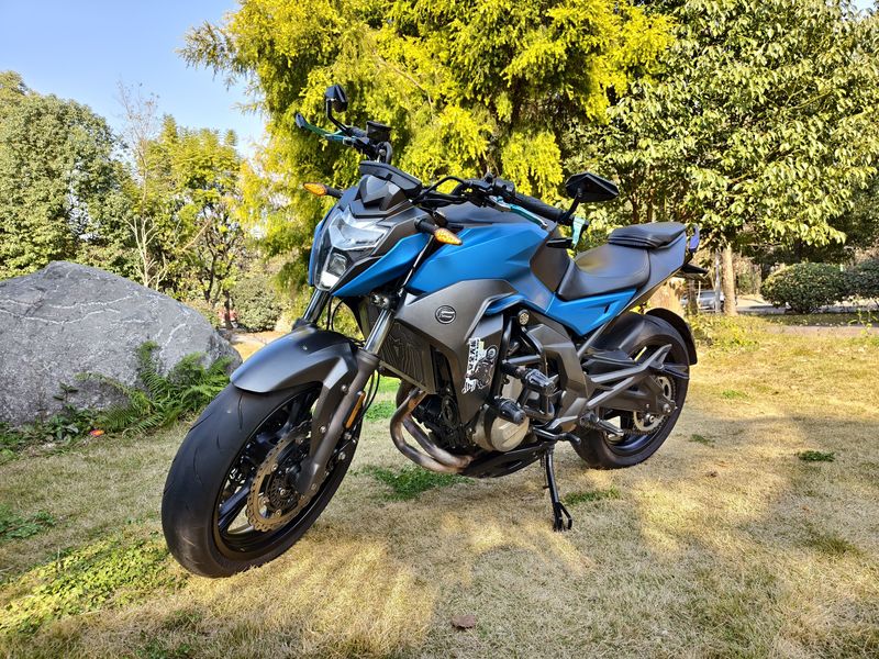 春风 650NK