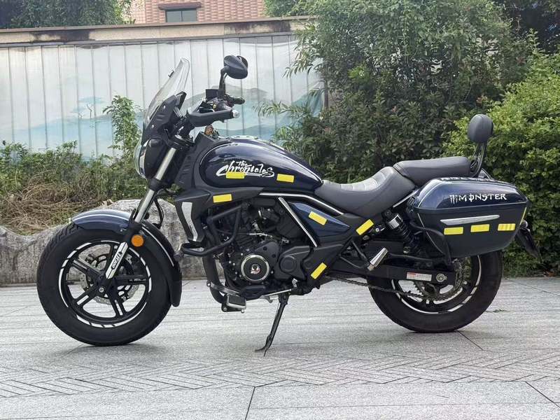 豪爵 TR300