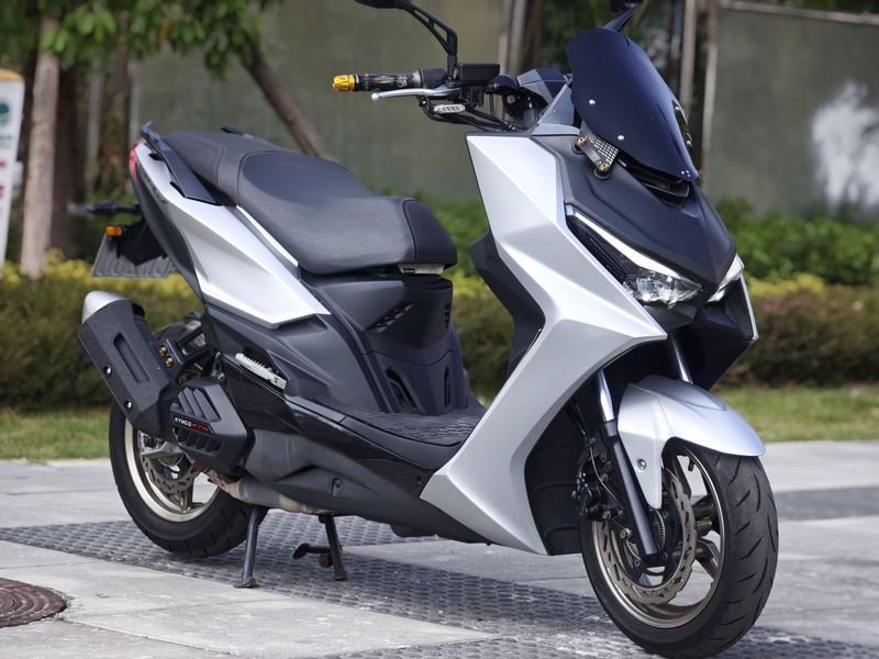 光阳 KRV180