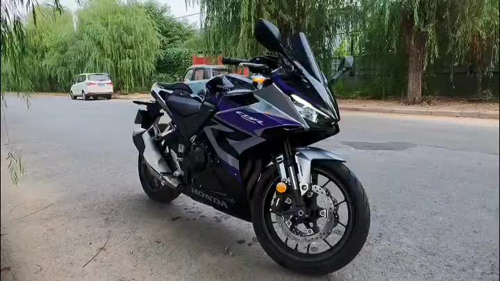 本田WING CBR400R