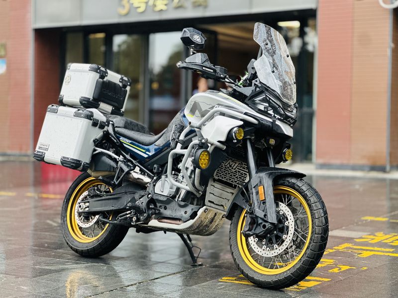 春风 800MT