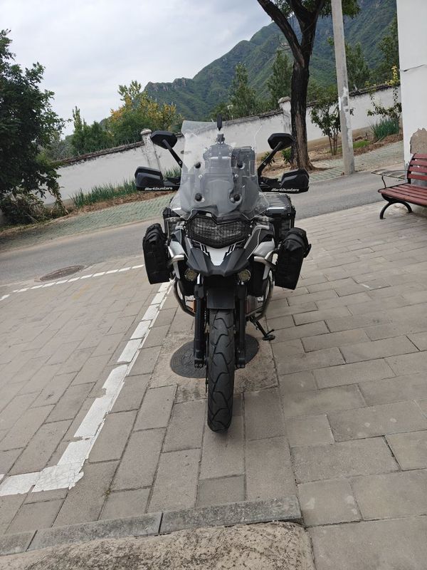 宝马 F 750 GS