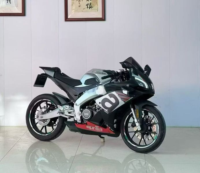 宗申阿普利亚 GPR250R