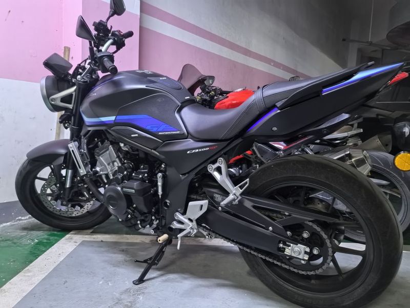本田 CB500 Super Four