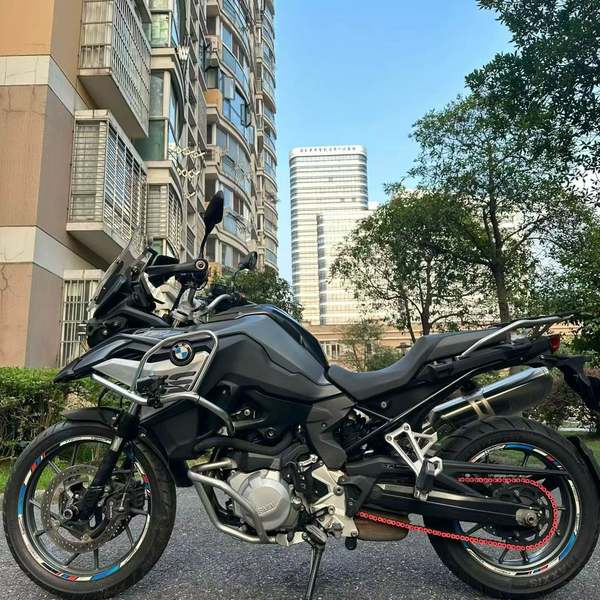 宝马 F 750 GS