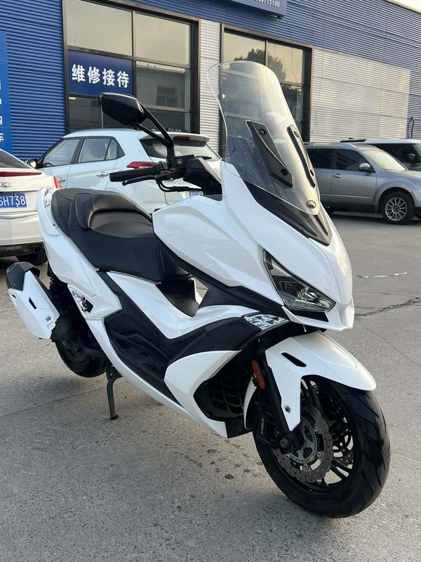 光阳 赛艇 S400