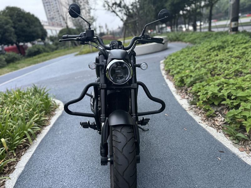 QJMOTOR 闪250
