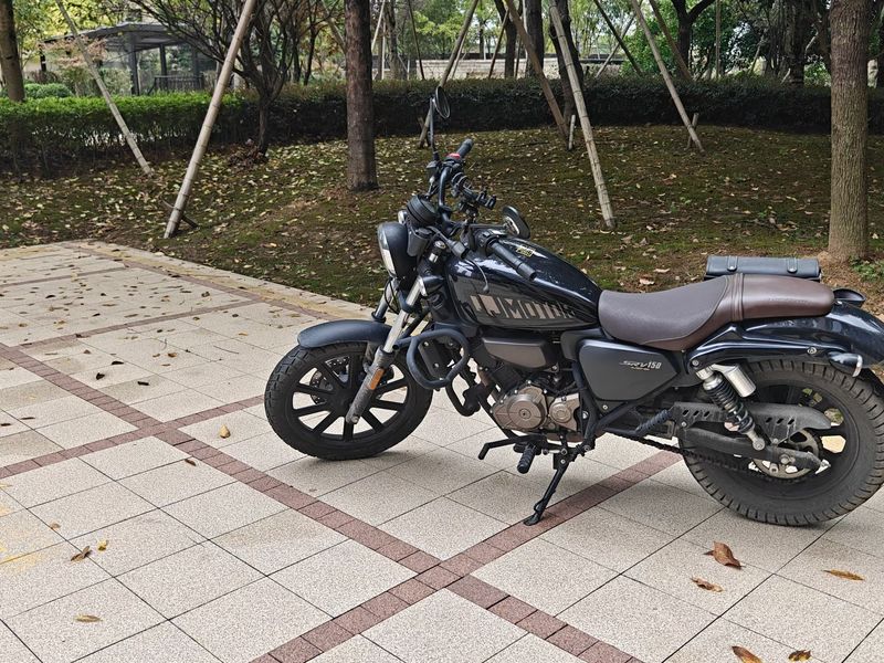 QJMOTOR 闪150