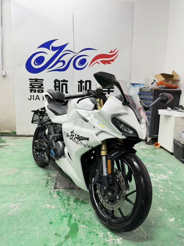 春风 250SR