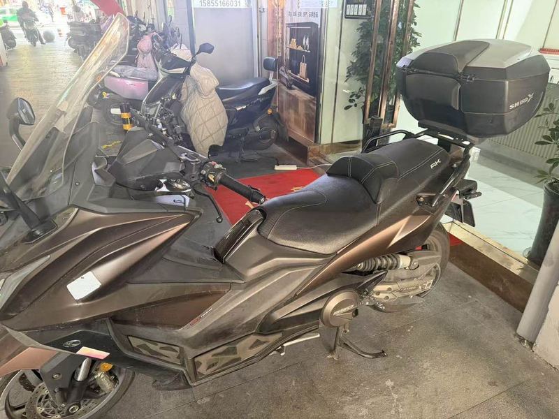 光阳 AK550