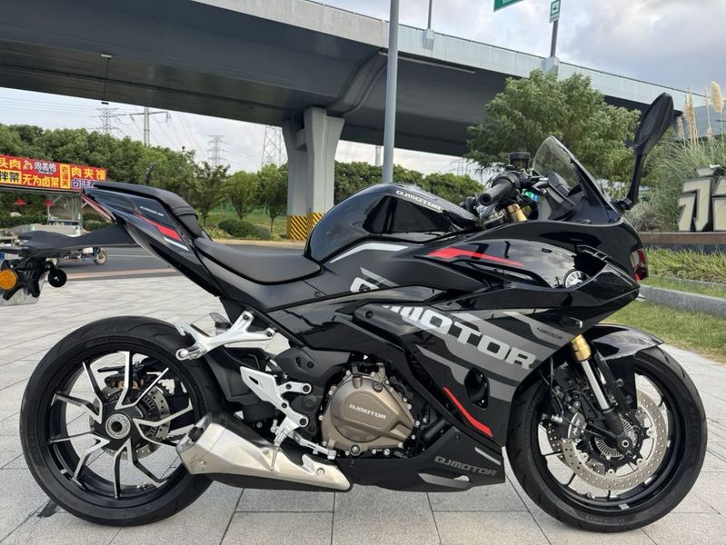 QJMOTOR 赛450