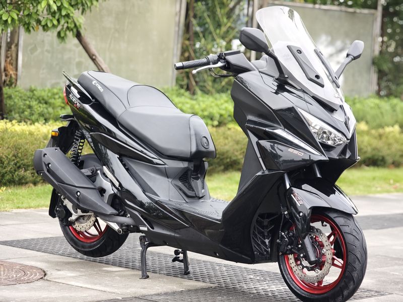 光阳 赛艇 ST250