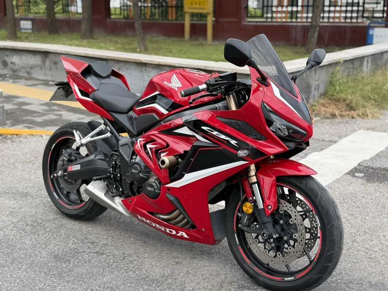 本田DREAMWING CBR650R