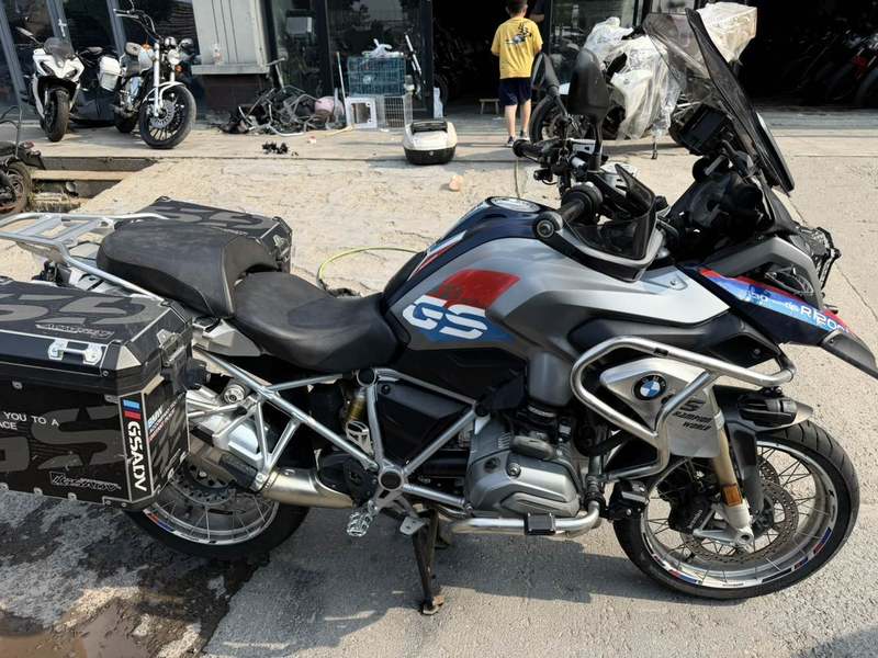 宝马 R 1200 GS