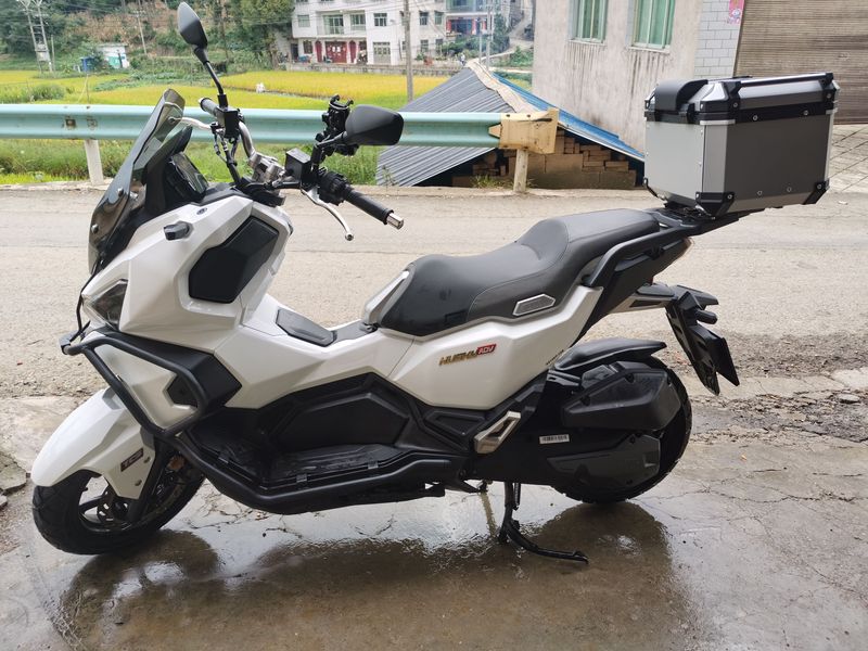 SYM三阳 Husky ADV 150