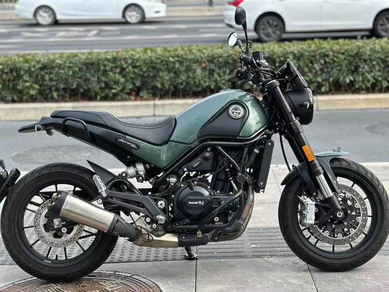 贝纳利 幼狮 Leoncino 500