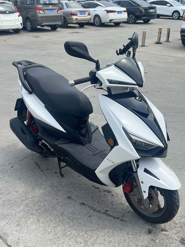 光阳 弯道150