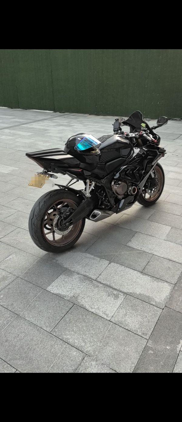 本田DREAMWING CBR650R