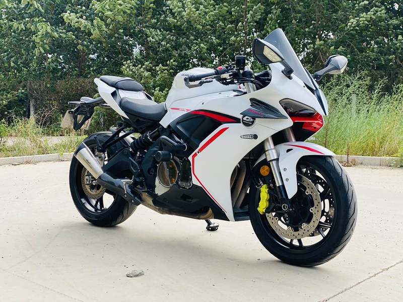 QJMOTOR 赛600