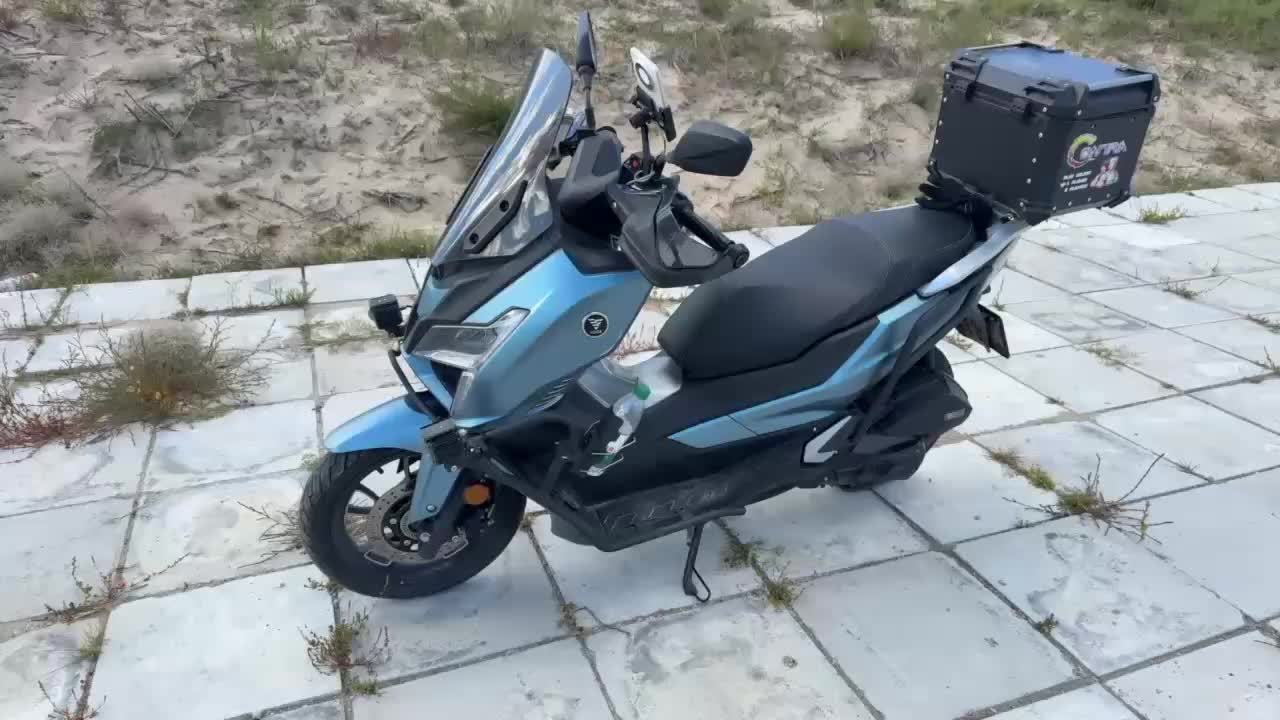 无极 SR150GT