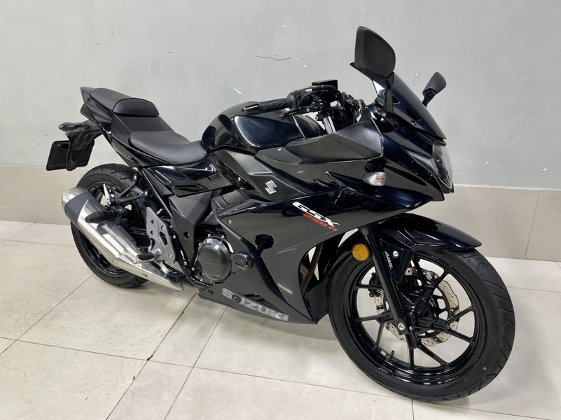 豪爵铃木 GSX250R