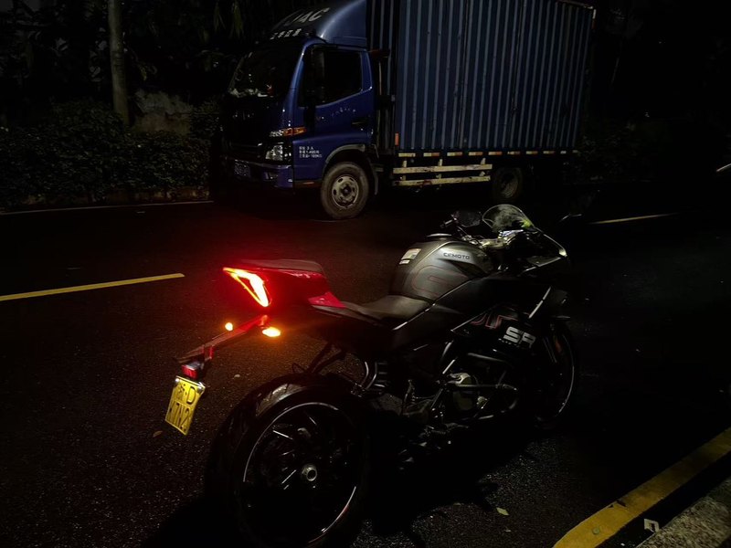 春风 250SR
