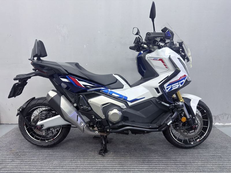 本田DREAMWING X-ADV 750