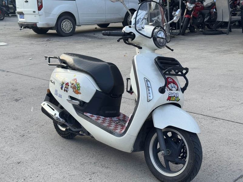 新大洲本田 NS125LA