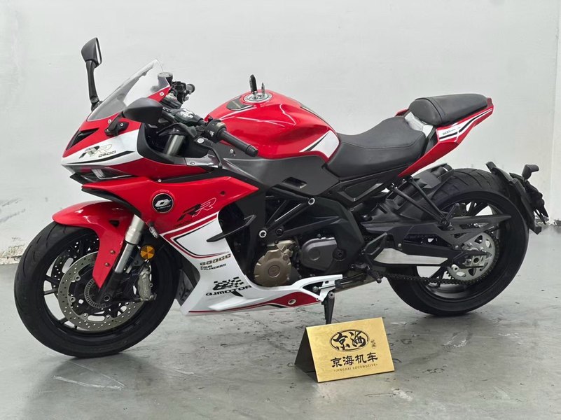 QJMOTOR 赛600