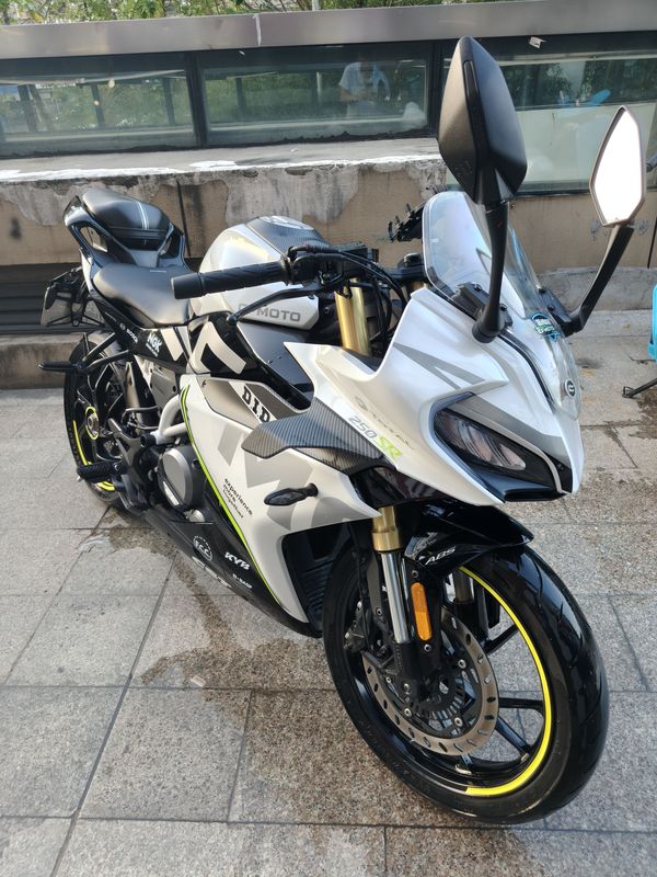 春风 250SR