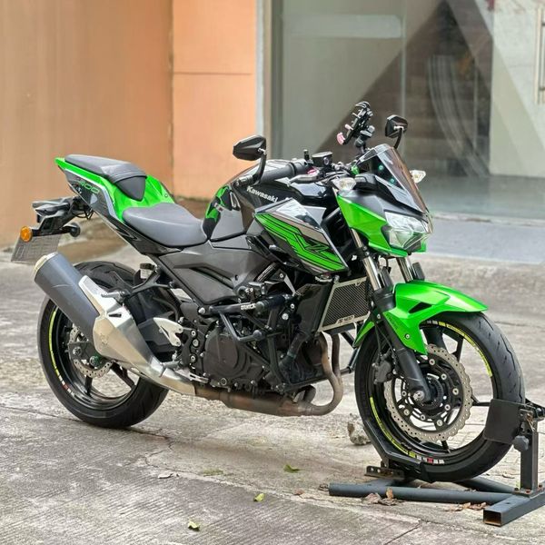 川崎 Z400