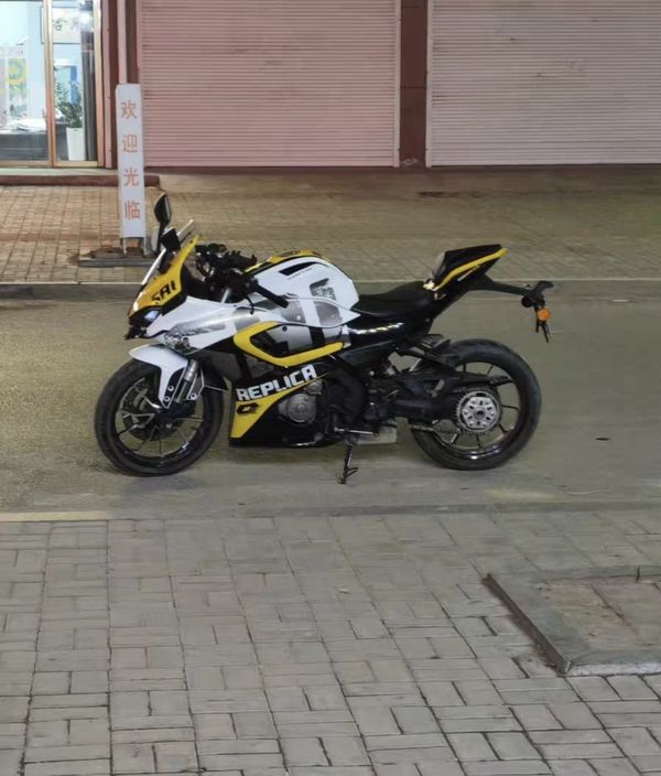 QJMOTOR 赛250