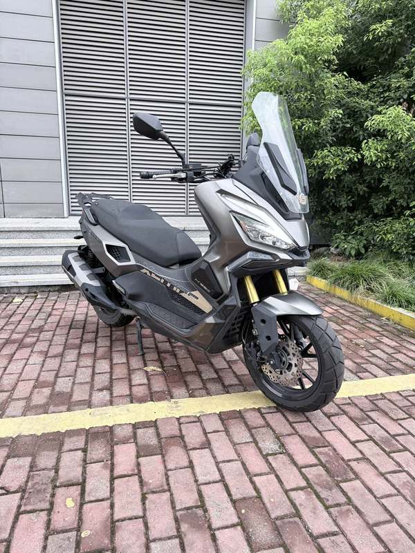 光阳 赛艇 X350