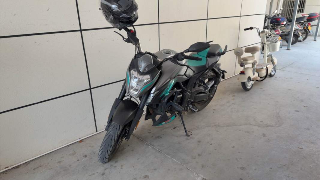 无极 300R