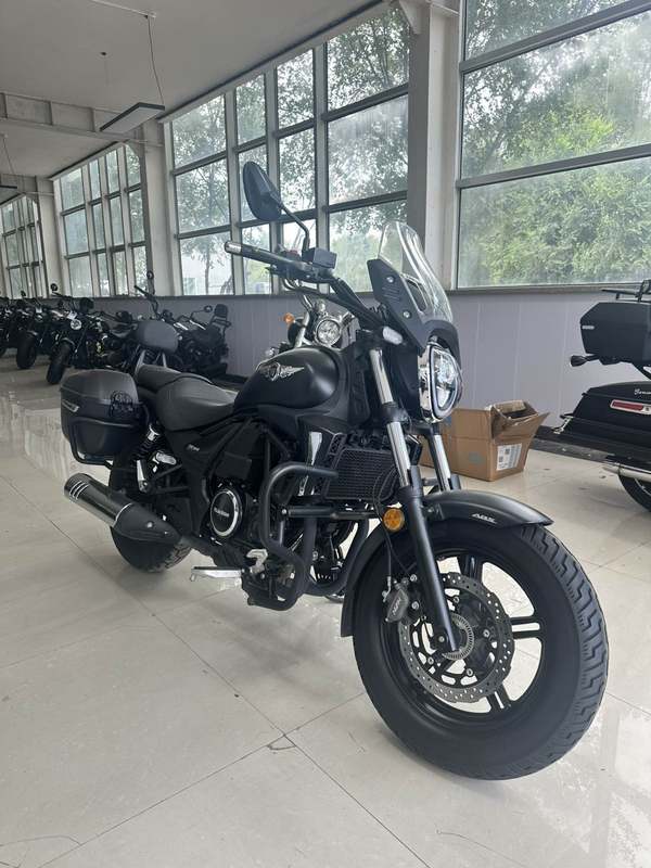 豪爵 TR300