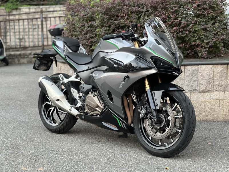 QJMOTOR 赛450