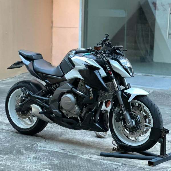 春风 650NK