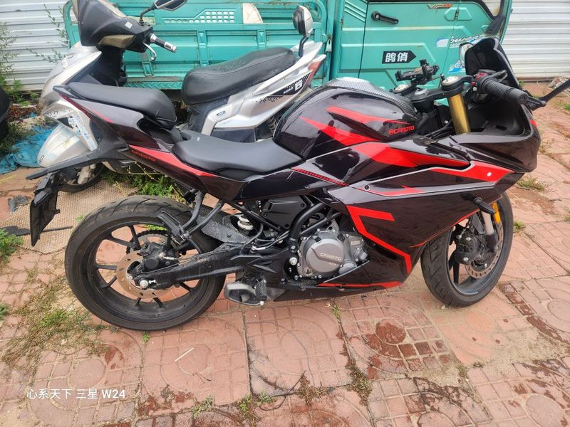 春风 250SR