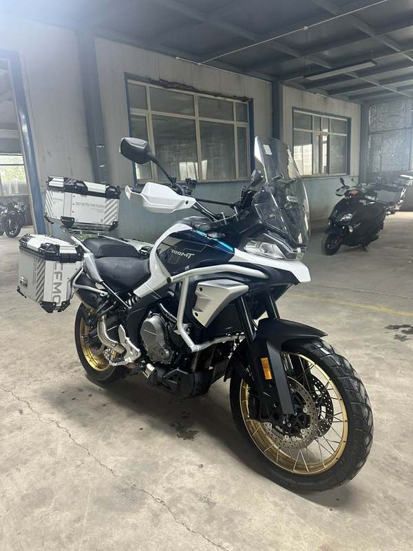 春风 700MT