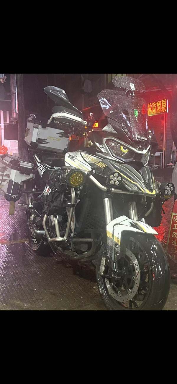 QJMOTOR 骁750