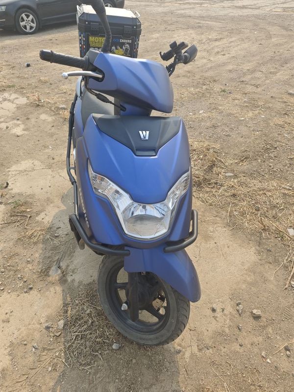 豪爵 虎鲨VX125