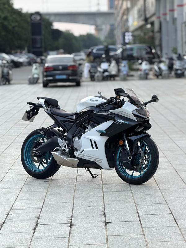 春风 675SR