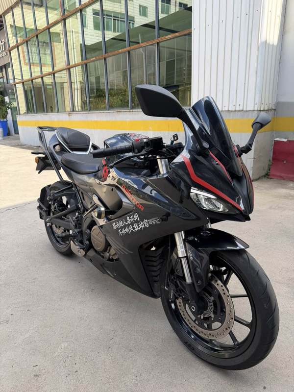 QJMOTOR 赛250