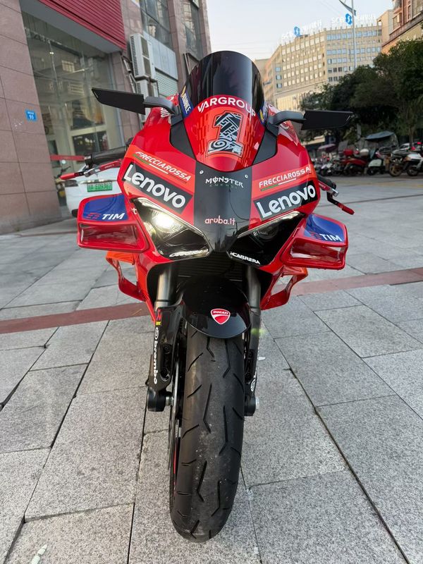杜卡迪 Panigale V2