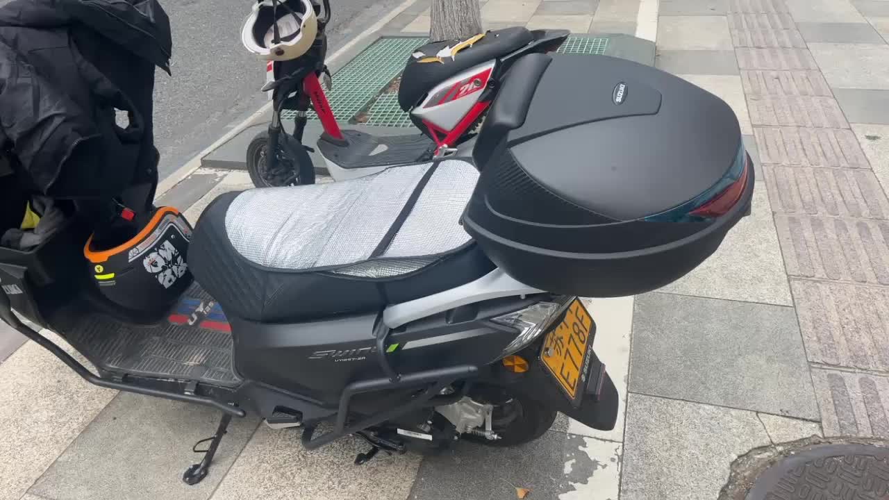 济南铃木 UY125