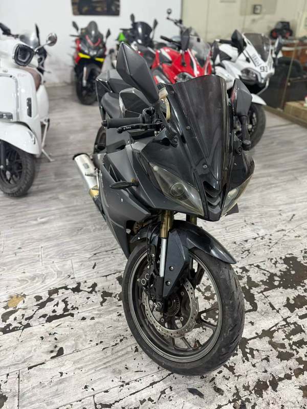 飞鹰 R25