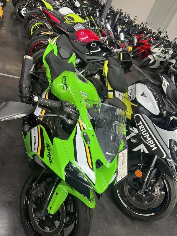 川崎 Ninja ZX-6R 