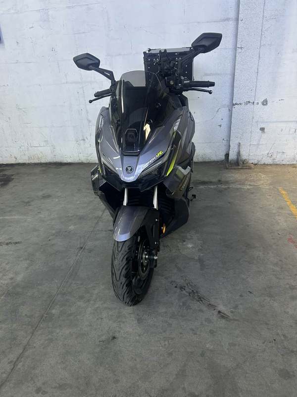 无极 翼龙 SR150R